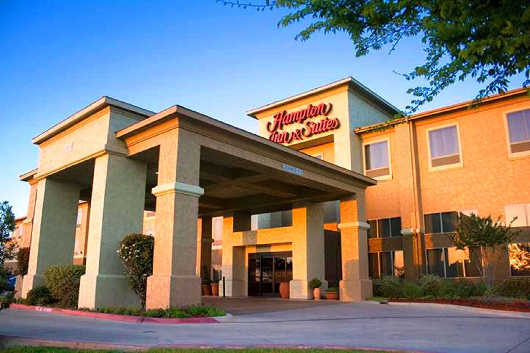 Hampton Inn & Suites Denton Exteriér fotografie