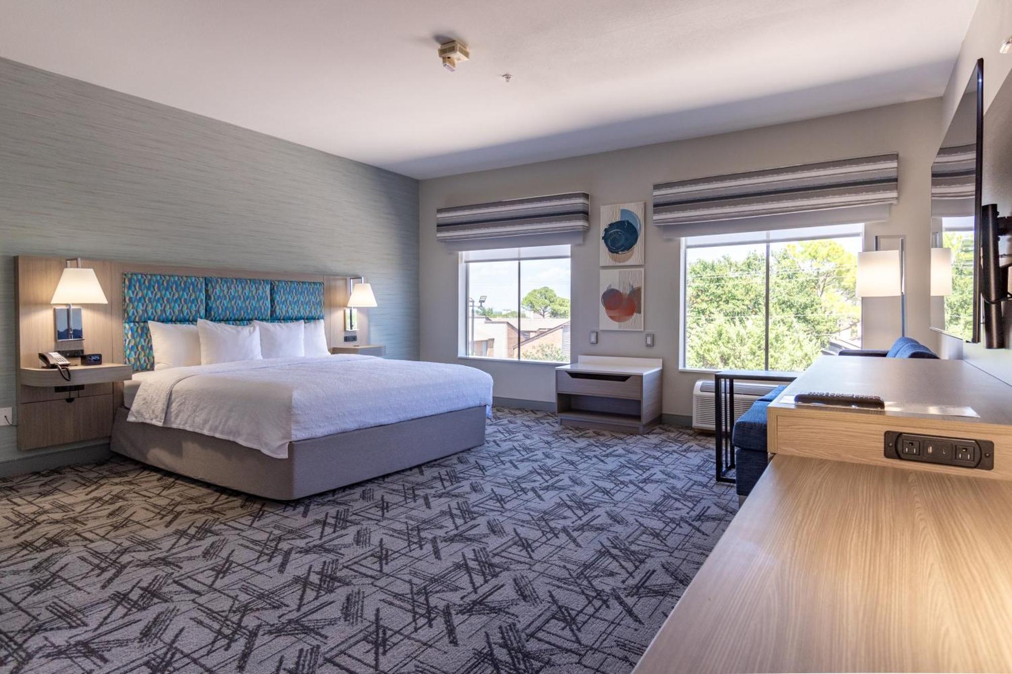 Hampton Inn & Suites Denton Exteriér fotografie
