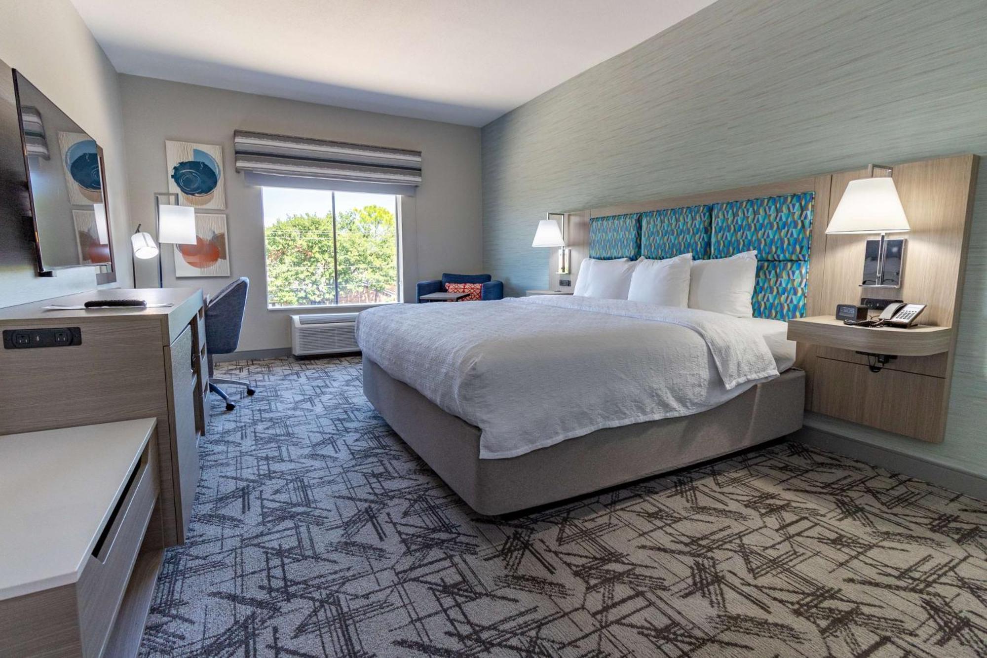 Hampton Inn & Suites Denton Exteriér fotografie
